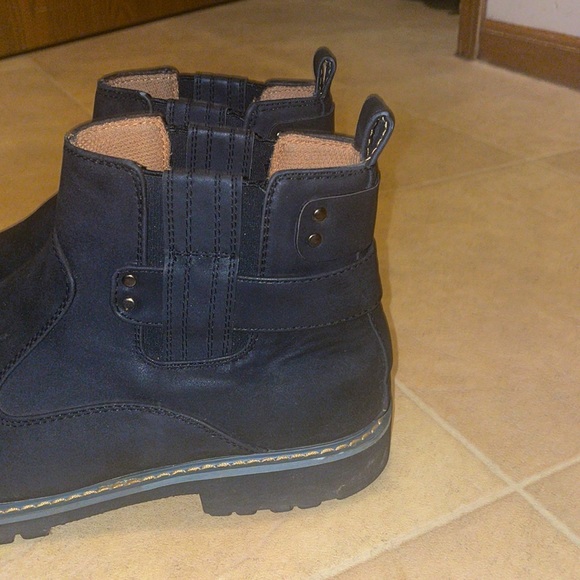 SOLO MEN'S BOOTS NAVY BLUE RAM FAUX LEATHER UPPER SIZE 12 - Picture 4 of 7